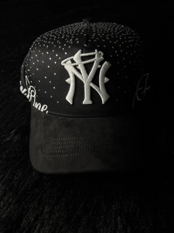 31 Hats Cristal White Forever