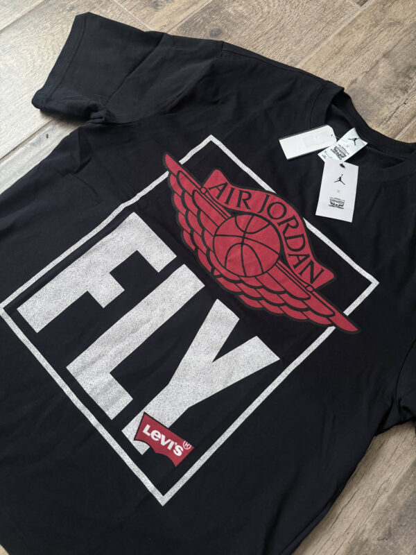 Playera Jordan Levi’s